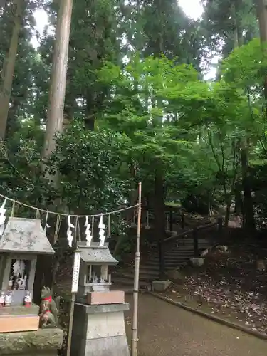 旦飯野神社の建物その他