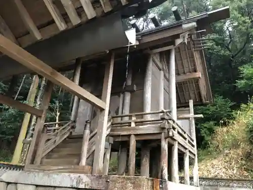 菟上神社の本殿・本堂