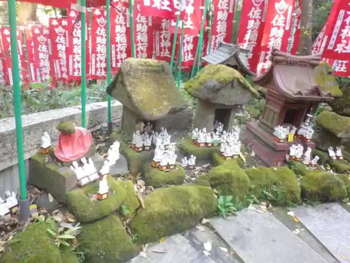 佐助稲荷神社の末社・摂社