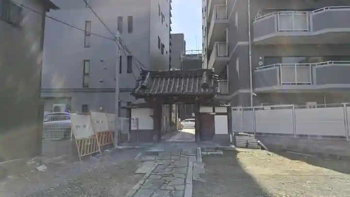 法雲寺の{uncategorized: "未分類", other: "その他", undefined: "問題あり", building: "その他建物", grave: "お墓", sacred_gate: "鳥居", guardian: "狛犬", statue: "像", buddha: "仏像", history: "歴史", nature: "自然", garden: "庭園", animal: "動物", pagoda: "塔", temizu: "手水舎", mountain_gate: "山門・神門", sanctuary: "本殿・本堂", subordinate: "末社・摂社", art: "芸術", scenery: "景色", jizo: "地蔵", ema: "絵馬", goshuin: "御朱印", omikuji: "おみくじ", items: "授与品その他", amulet: "お守り", goshuincho: "御朱印帳", eats: "食事", festival: "お祭り", votive_dance: "神楽", shichigosan: "七五三参", wedding: "結婚式", experience: "体験その他", initially: "初詣", around: "周辺", anti_infection: "感染症対策"}
