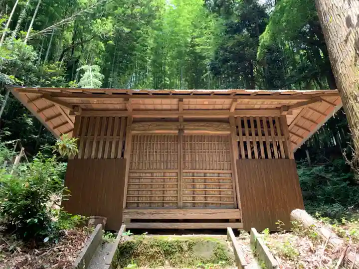 八幡神社の本殿・本堂
