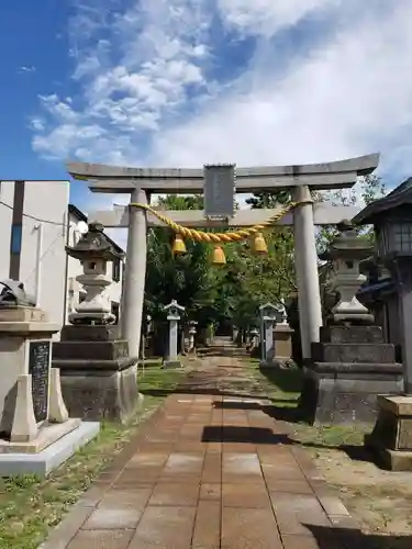 多太神社の鳥居