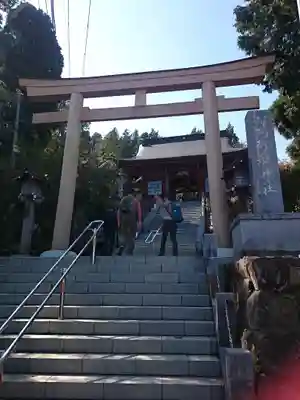 武蔵御嶽神社の鳥居