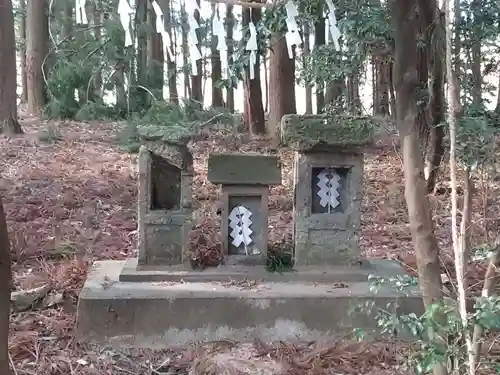 日鷲神社の末社