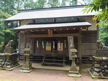 大戸里神社の本殿・本堂