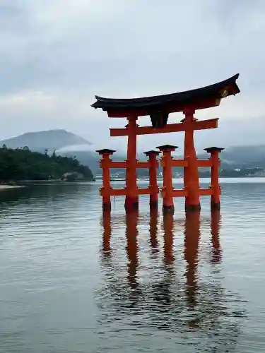 厳島神社(広島県)