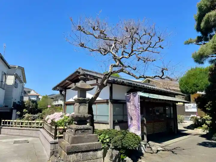 禅定院の{uncategorized: "未分類", other: "その他", undefined: "問題あり", building: "その他建物", grave: "お墓", sacred_gate: "鳥居", guardian: "狛犬", statue: "像", buddha: "仏像", history: "歴史", nature: "自然", garden: "庭園", animal: "動物", pagoda: "塔", temizu: "手水舎", mountain_gate: "山門・神門", sanctuary: "本殿・本堂", subordinate: "末社・摂社", art: "芸術", scenery: "景色", jizo: "地蔵", ema: "絵馬", goshuin: "御朱印", omikuji: "おみくじ", items: "授与品その他", amulet: "お守り", goshuincho: "御朱印帳", eats: "食事", festival: "お祭り", votive_dance: "神楽", shichigosan: "七五三参", wedding: "結婚式", experience: "体験その他", initially: "初詣", around: "周辺", anti_infection: "感染症対策"}
