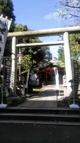 導きの社 熊野町熊野神社(くまくま神社)の鳥居