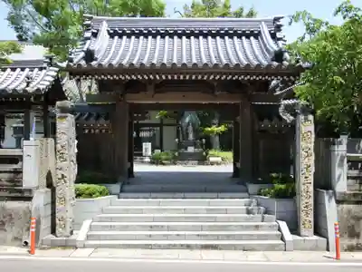 大日寺の山門・神門