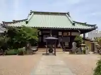 長宝寺の本殿・本堂
