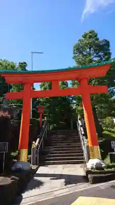 穴八幡宮の鳥居