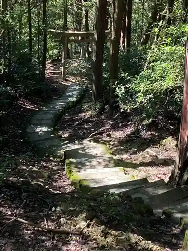 石上布都魂神社(岡山県)