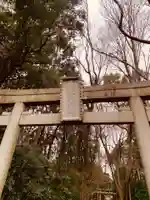 喜多見氷川神社の鳥居