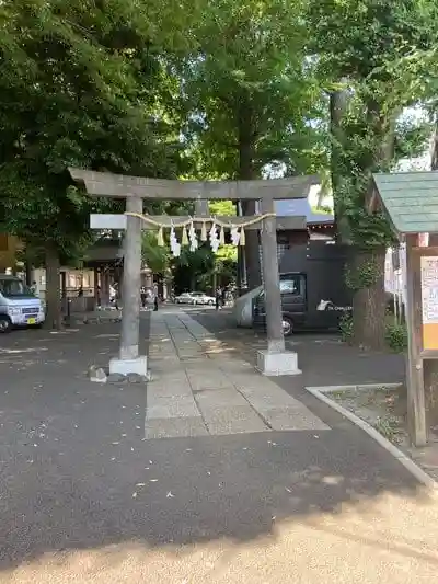 中目黒八幡神社の鳥居