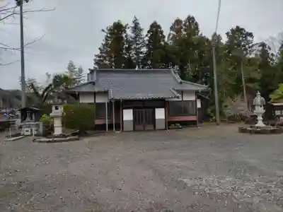 金藏寺の本殿・本堂