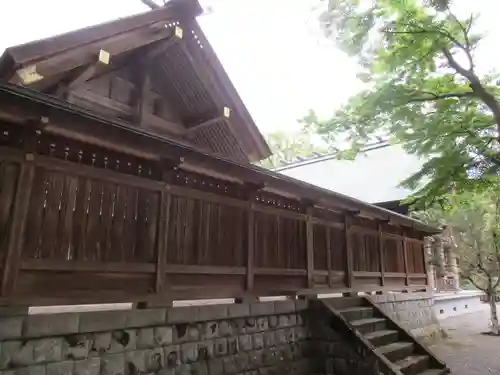 安房神社の本殿・本堂