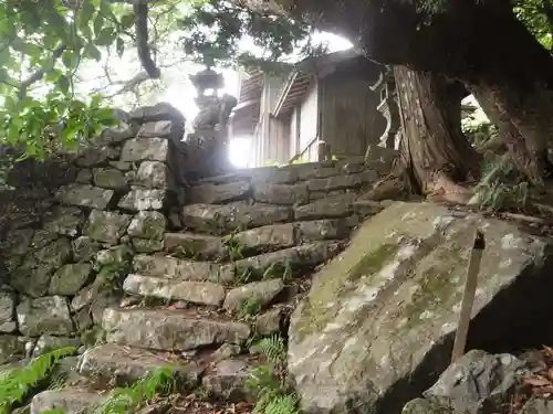 沖ノ神島神社の建物その他