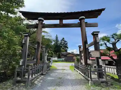 諏訪大社の鳥居