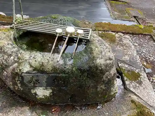 神明神社（根村）の手水