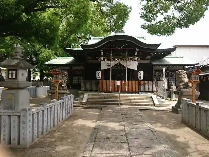 八王子神社の本殿・本堂