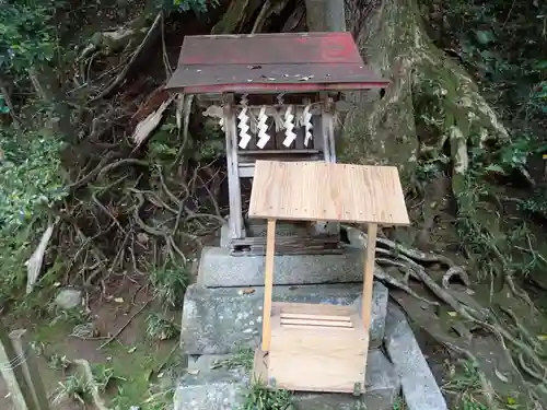 日吉神社の末社