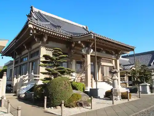 泰岳寺の本殿・本堂