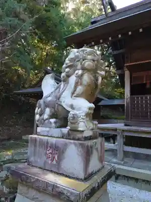 莫越山神社の狛犬