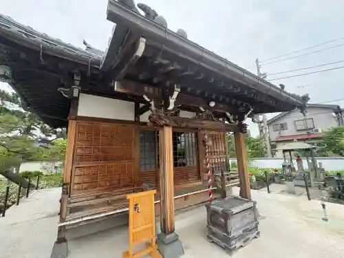 南蔵院の{uncategorized: "未分類", other: "その他", undefined: "問題あり", building: "その他建物", grave: "お墓", sacred_gate: "鳥居", guardian: "狛犬", statue: "像", buddha: "仏像", history: "歴史", nature: "自然", garden: "庭園", animal: "動物", pagoda: "塔", temizu: "手水舎", mountain_gate: "山門・神門", sanctuary: "本殿・本堂", subordinate: "末社・摂社", art: "芸術", scenery: "景色", jizo: "地蔵", ema: "絵馬", goshuin: "御朱印", omikuji: "おみくじ", items: "授与品その他", amulet: "お守り", goshuincho: "御朱印帳", eats: "食事", festival: "お祭り", votive_dance: "神楽", shichigosan: "七五三参", wedding: "結婚式", experience: "体験その他", initially: "初詣", around: "周辺", anti_infection: "感染症対策"}