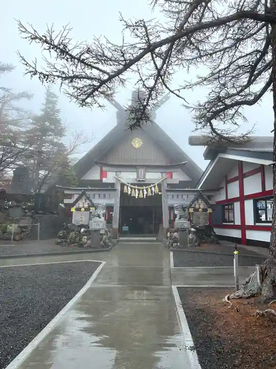 冨士山小御嶽神社の本殿・本堂