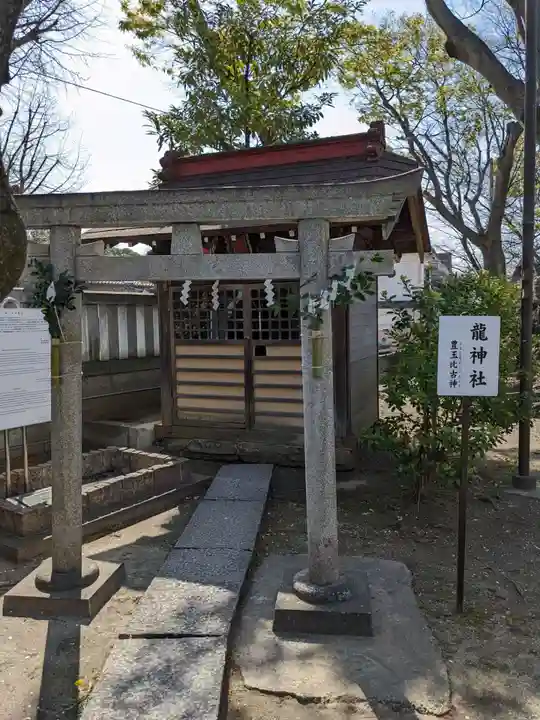 清瀧神社の末社・摂社
