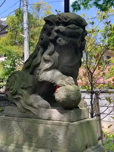 溝口神社の狛犬