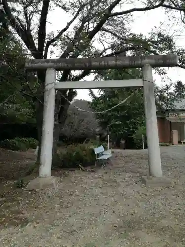 三蔵神社の鳥居