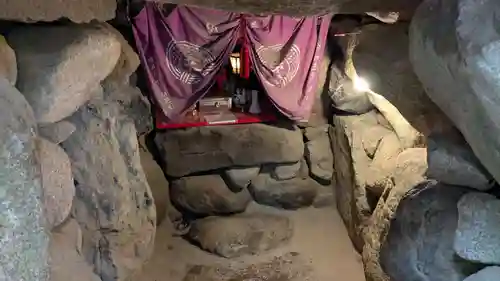 天開稲荷社の本殿・本堂