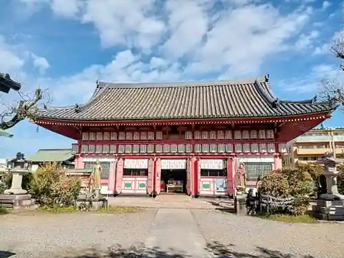 愛染堂勝鬘院の本殿・本堂