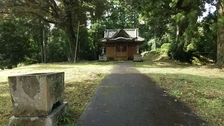 八幡神社の本殿・本堂