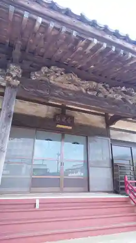 長建寺の本殿・本堂