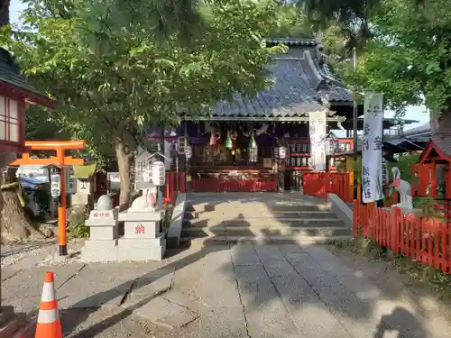 鴻神社の本殿・本堂