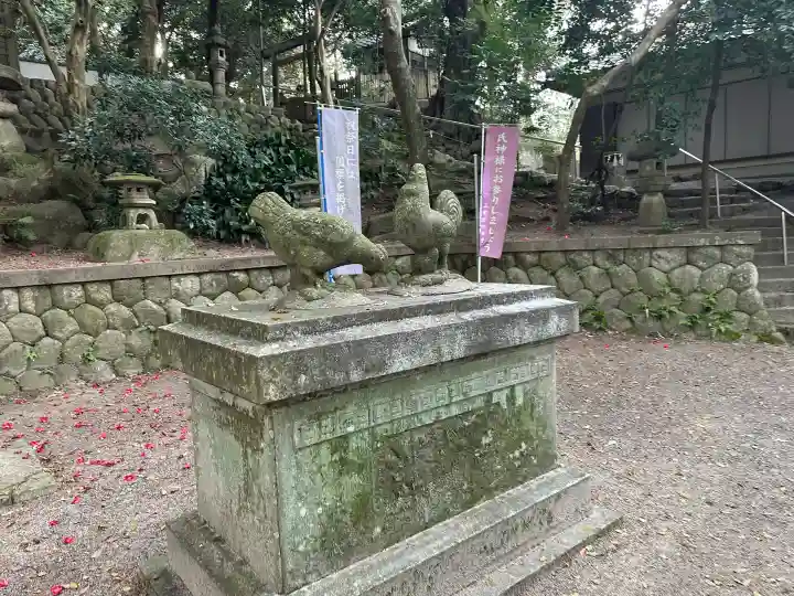 平群神社の{uncategorized: "未分類", other: "その他", undefined: "問題あり", building: "その他建物", grave: "お墓", sacred_gate: "鳥居", guardian: "狛犬", statue: "像", buddha: "仏像", history: "歴史", nature: "自然", garden: "庭園", animal: "動物", pagoda: "塔", temizu: "手水舎", mountain_gate: "山門・神門", sanctuary: "本殿・本堂", subordinate: "末社・摂社", art: "芸術", scenery: "景色", jizo: "地蔵", ema: "絵馬", goshuin: "御朱印", omikuji: "おみくじ", items: "授与品その他", amulet: "お守り", goshuincho: "御朱印帳", eats: "食事", festival: "お祭り", votive_dance: "神楽", shichigosan: "七五三参", wedding: "結婚式", experience: "体験その他", initially: "初詣", around: "周辺", anti_infection: "感染症対策"}