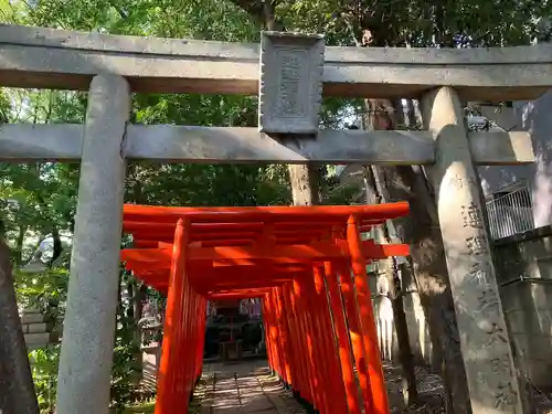 連理稲荷神社の鳥居