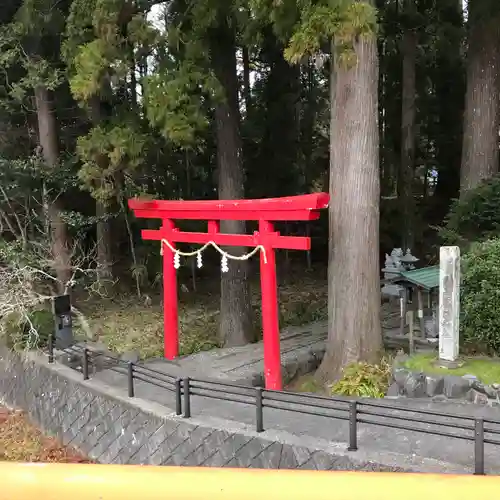 須山浅間神社の鳥居