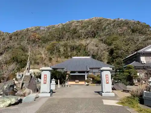 満願寺の山門