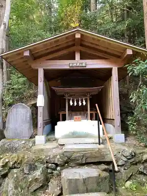 宝登山神社の末社・摂社