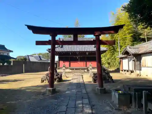 青毛五柱神社の鳥居