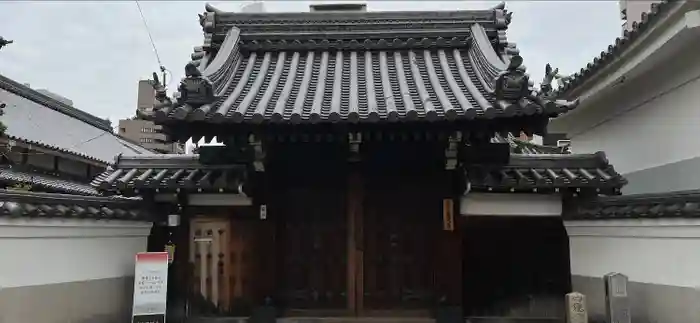 菩堤寺の山門