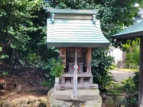 石上神社の末社