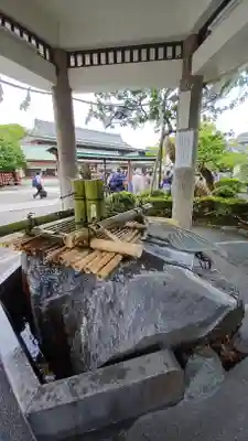 亀戸天神社の手水舎