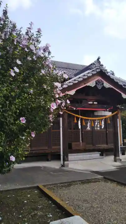 愛宕神社(隣接 三橋神社)の本殿・本堂