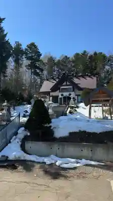 札内神社の{uncategorized: "未分類", other: "その他", undefined: "問題あり", building: "その他建物", grave: "お墓", sacred_gate: "鳥居", guardian: "狛犬", statue: "像", buddha: "仏像", history: "歴史", nature: "自然", garden: "庭園", animal: "動物", pagoda: "塔", temizu: "手水舎", mountain_gate: "山門・神門", sanctuary: "本殿・本堂", subordinate: "末社・摂社", art: "芸術", scenery: "景色", jizo: "地蔵", ema: "絵馬", goshuin: "御朱印", omikuji: "おみくじ", items: "授与品その他", amulet: "お守り", goshuincho: "御朱印帳", eats: "食事", festival: "お祭り", votive_dance: "神楽", shichigosan: "七五三参", wedding: "結婚式", experience: "体験その他", initially: "初詣", around: "周辺", anti_infection: "感染症対策"}