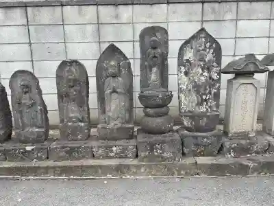 谷津観音堂の{uncategorized: "未分類", other: "その他", undefined: "問題あり", building: "その他建物", grave: "お墓", sacred_gate: "鳥居", guardian: "狛犬", statue: "像", buddha: "仏像", history: "歴史", nature: "自然", garden: "庭園", animal: "動物", pagoda: "塔", temizu: "手水舎", mountain_gate: "山門・神門", sanctuary: "本殿・本堂", subordinate: "末社・摂社", art: "芸術", scenery: "景色", jizo: "地蔵", ema: "絵馬", goshuin: "御朱印", omikuji: "おみくじ", items: "授与品その他", amulet: "お守り", goshuincho: "御朱印帳", eats: "食事", festival: "お祭り", votive_dance: "神楽", shichigosan: "七五三参", wedding: "結婚式", experience: "体験その他", initially: "初詣", around: "周辺", anti_infection: "感染症対策"}