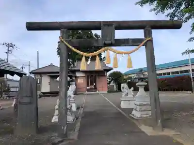 賀茂皇大神社の{uncategorized: "未分類", other: "その他", undefined: "問題あり", building: "その他建物", grave: "お墓", sacred_gate: "鳥居", guardian: "狛犬", statue: "像", buddha: "仏像", history: "歴史", nature: "自然", garden: "庭園", animal: "動物", pagoda: "塔", temizu: "手水舎", mountain_gate: "山門・神門", sanctuary: "本殿・本堂", subordinate: "末社・摂社", art: "芸術", scenery: "景色", jizo: "地蔵", ema: "絵馬", goshuin: "御朱印", omikuji: "おみくじ", items: "授与品その他", amulet: "お守り", goshuincho: "御朱印帳", eats: "食事", festival: "お祭り", votive_dance: "神楽", shichigosan: "七五三参", wedding: "結婚式", experience: "体験その他", initially: "初詣", around: "周辺", anti_infection: "感染症対策"}